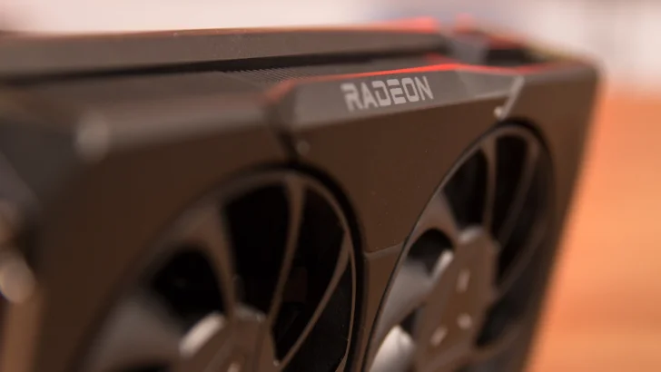AMD Radeon RX 7600 XT kan få 16 GB minne och lanseras i januari
