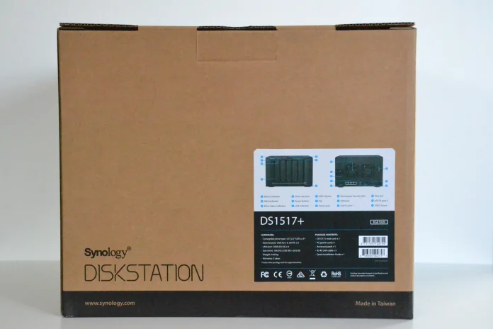 Synology DS1517+ låda bak.JPG