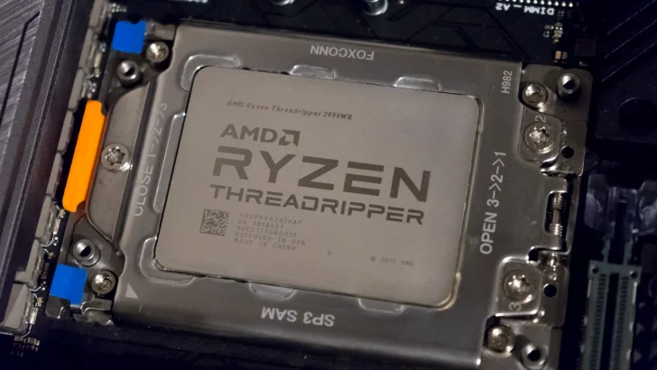 AMD Ryzen Threadripper 2990WX och 2950X: Rendering och spel i överklockat läge