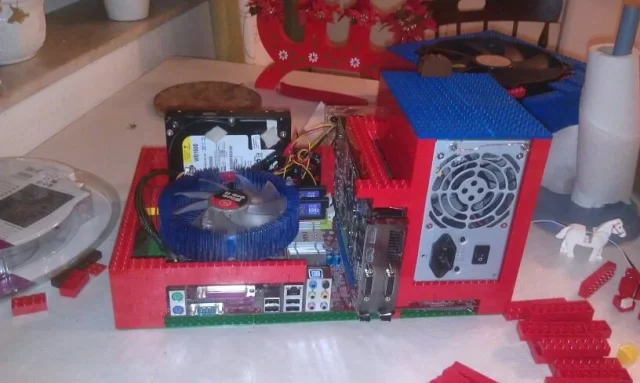 Legodator :)