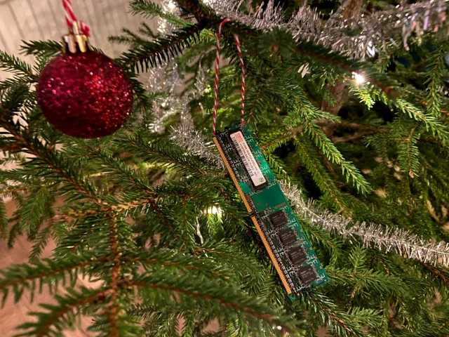 Julgran med RAM