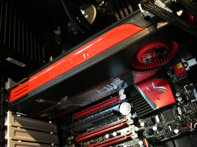 Ny dator :D AMD 1090T, Crosshair IV, HD 5870