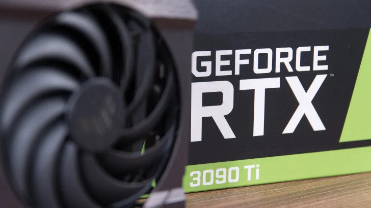 Ofullständiga Geforce RTX 3090 Ti-kretskort styrker strömtörstiga rykten