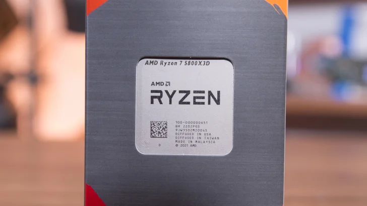 Överklockare "deliddar" Ryzen 7 5800X3D för lägre temperatur och högre klockfrekvens