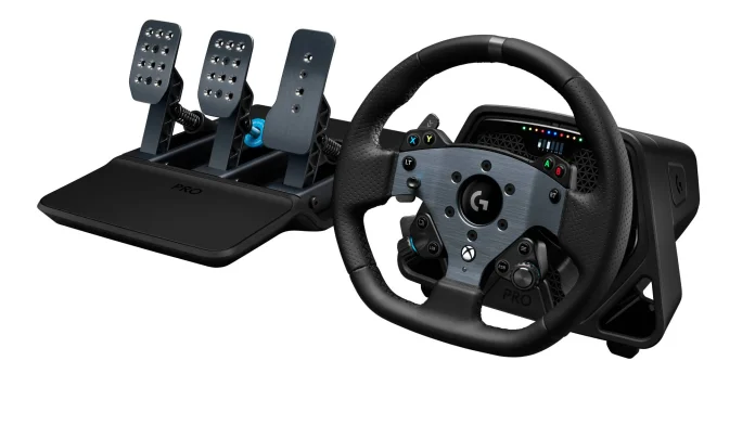 High_Resolution_PNG-PRO Racing Combo 3QTR Xbox.jpg