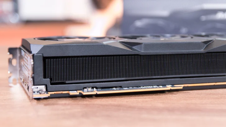 AMD: "Radeon RX 7900 XTX har ångkammare med för lite vätska"