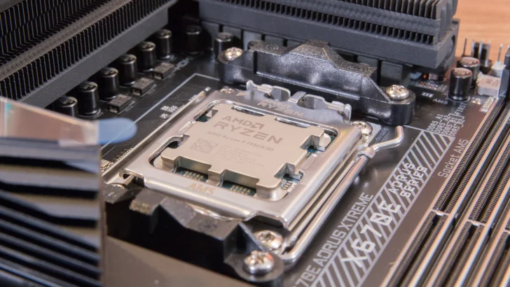 AMD Ryzen 7 7800X3D – billigare och bättre än Core i9-13900K i spel