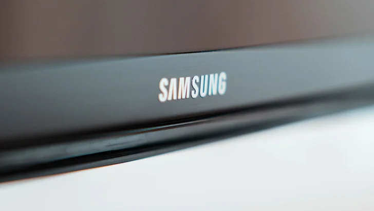 Samsung biter i det sura äpplet – köper OLED av LG