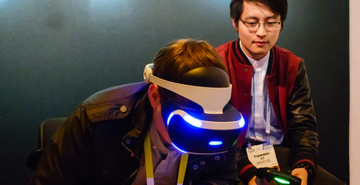 Sony utlovar uppföljare till Playstation VR