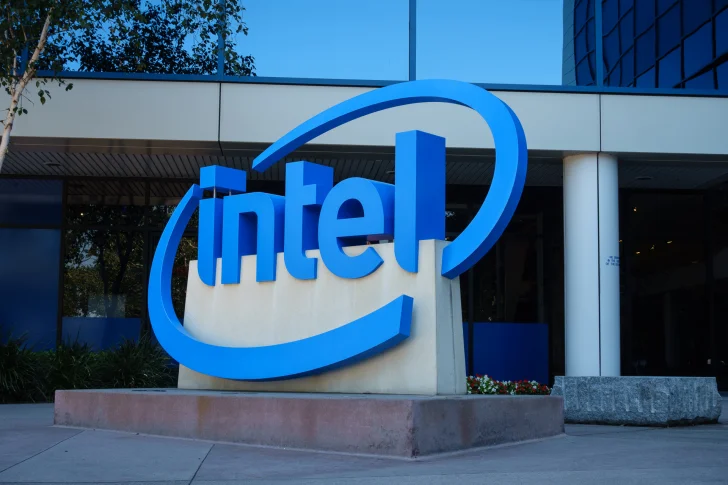 Intel rapporterar vinst för andra kvartalet
