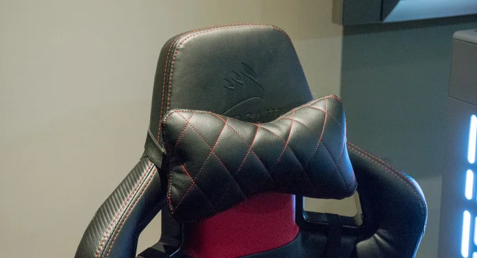 Corsair-Game-Chair-5.jpg