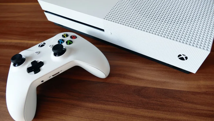 Microsoft: "Playstation 4 sålde dubbelt så bra som Xbox One"