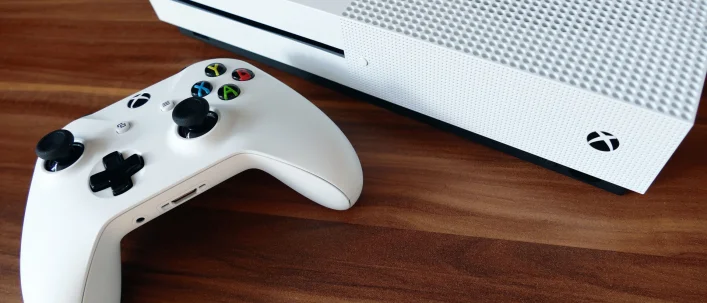 Microsoft: "Playstation 4 sålde dubbelt så bra som Xbox One"