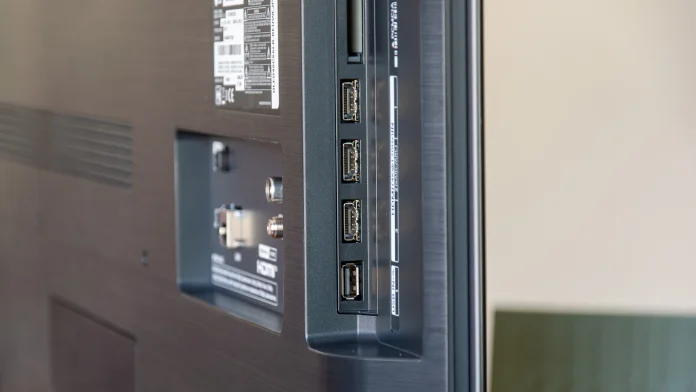 LG-OLED-48CX_connections_side.jpg