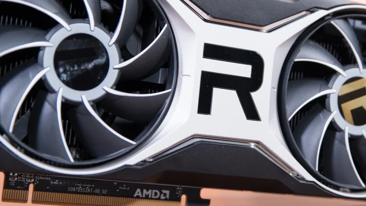 AMD Radeon RX 7900 XT kan bli först med PCI Express 5.0