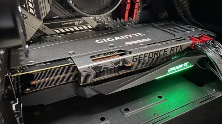 Nvidias slopade Geforce RTX 3080 Ti med 20 GB letar sig ut i handeln