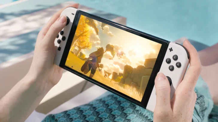 Nintendo avråder från att ta bort skärmskydd på Switch OLED