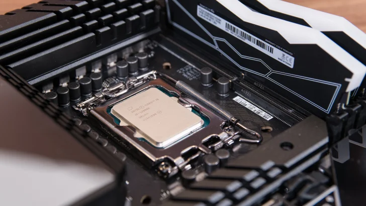 Intel "Raptor Lake" presterar 20 procent bättre flertrådat med DDR5