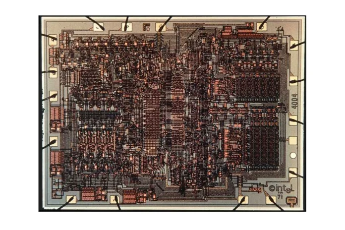 Intel-4004-3.jpg