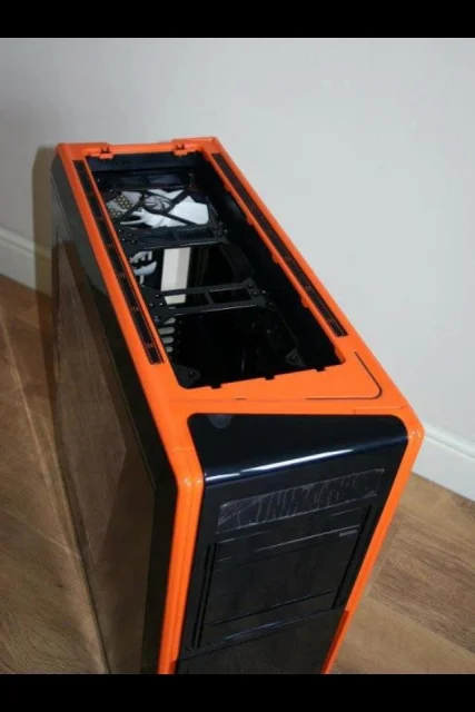 Custom made nzxt 810 switch