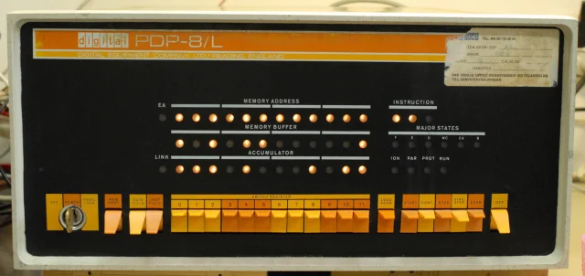 PDP-8/L Renovering