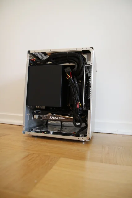 Lian Li Pc Q11 Speldator I Lilla Formatet Galleri