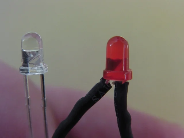 GUIDE: Byta power diod led på Fractal Design Define R3