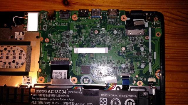 Acer laptop el cheapo, SATA-mod