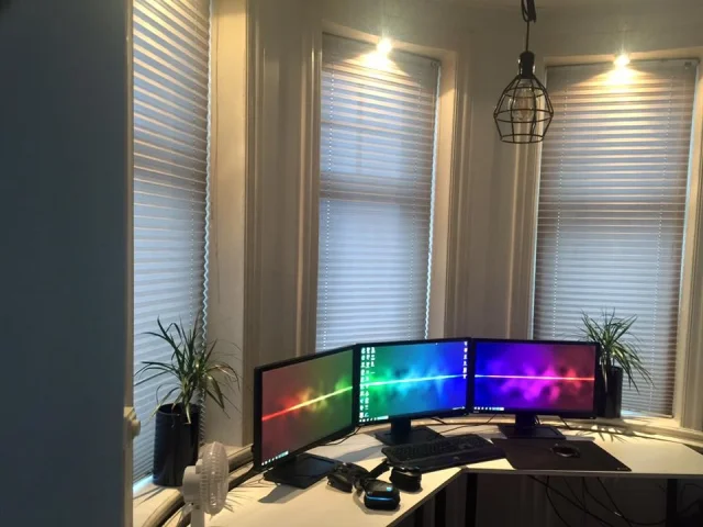 Triple monitor setup