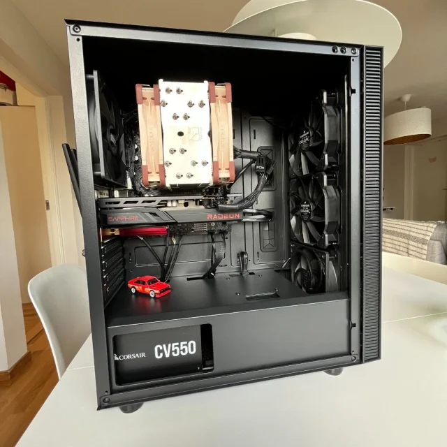 Nytt chassi x3 + datorhörnan