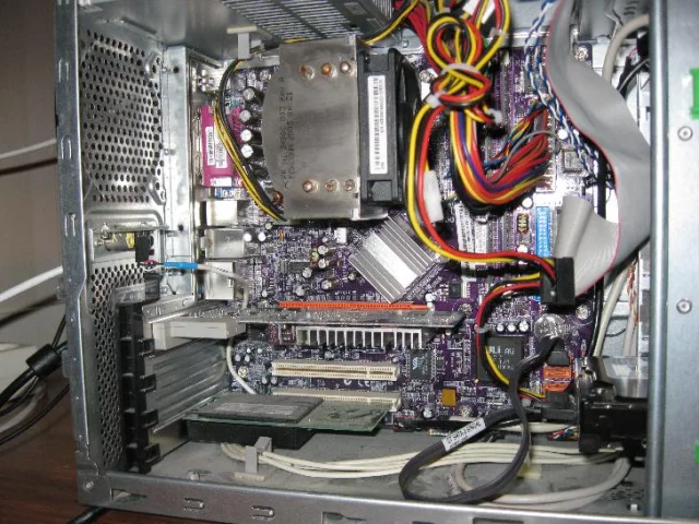 Kylflänsbyte på GeForce 6200