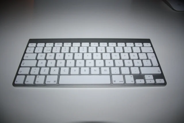 Unboxing - Apple MacBook Pro 13" 2011 + Keyboard + MM + mStand
